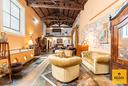 storica-residenza-con-terrazza-in-via-paternostro