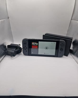 Nintendo Switch 32 GB Modello V2 Nera + caricatore