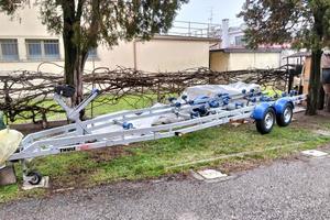 carrello per trasporto  imbarcazione
