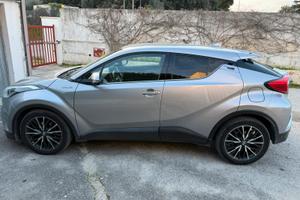 Toyota CHR Lounge 1.8 Hybrid