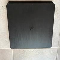Playstation 4 slim