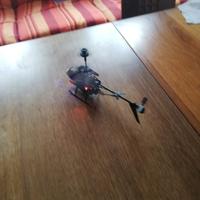 Elicottero radiocomandato telecomandato