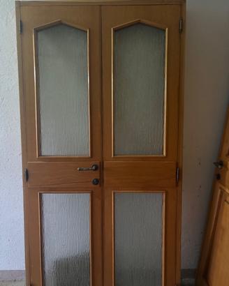 Porta interna in legno con vetri satinati