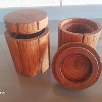 Barattoli artigianali in legno