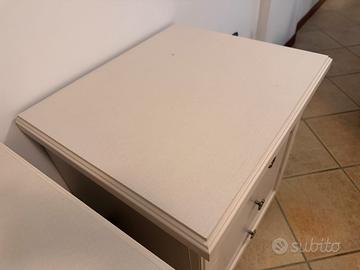 Coppia comodini 3 cassetti Shabby chic avorio