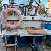 Pilotina barca a motore