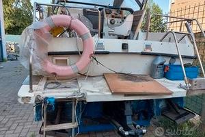 Pilotina barca a motore