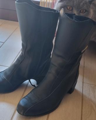 Stivali moto da donna in pelle