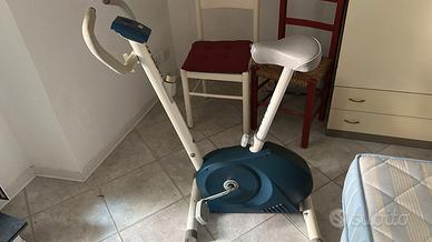 cyclette da camera 