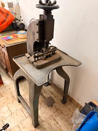 Troncatrice/piegratice manuale a pedale
