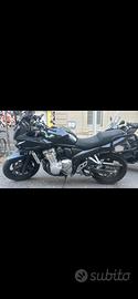 Moto suzuki bandit s 650