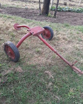CARRELLO per POMPA irrigazione