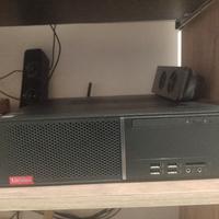 Computer desktop Lenovo v530s 