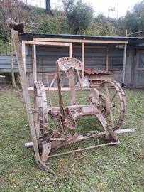 Attrezzi agricoli d'epoca 