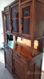 Antica Credenza Liberty in Rovere con alzata. 1920