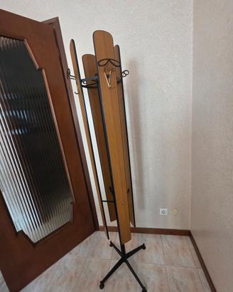 Attaccapanni girevole anni '60