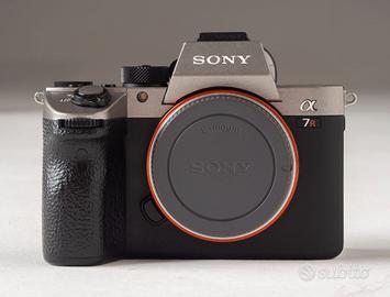 sono A7R III  A7R3  A7RIII  A7R 3