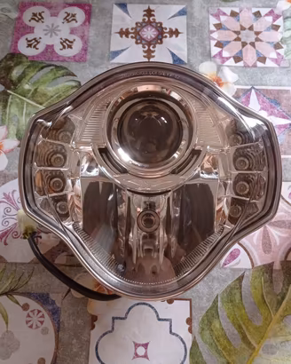 Faro anteriore Guzzi California 1400 Cod. 887453