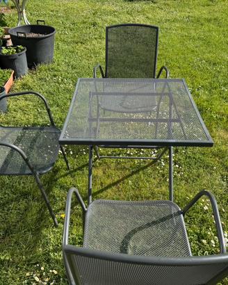 Sedie e tavoli esterno per  bar o giardini