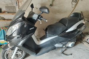 Scooter Peugeot Satelis 250 cc