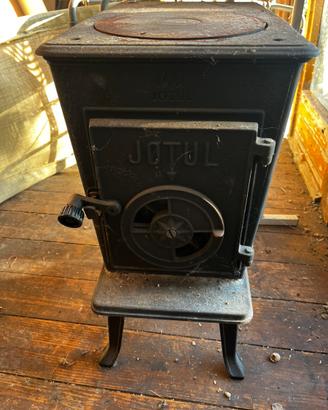 Stufa ghisa jotul