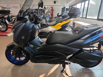 Yamaha X-Max 300 BLU