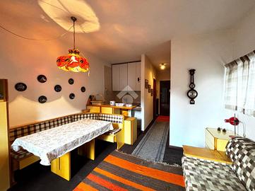 MONOLOCALE A CASTIONE DELLA PRESOLANA