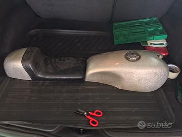 Body kit moto in vetroresina - vernice glitterata