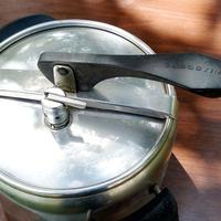 PENTOLA a pressione LAGOSTINA