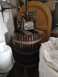 attrezzature x la potatura e lavorazione vino