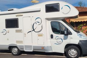 camper 6 posti  mc louis anno 2009