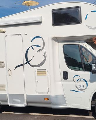 camper 6 posti  mc louis anno 2009