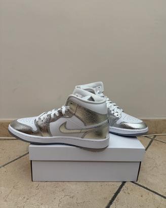 Air Jordan 1 Mid SE - NUOVE mai usate