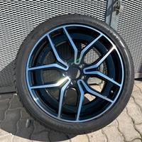 Cerchi Mercedes Benz AMG da 19" con sensori