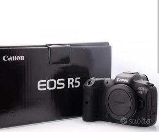 CANON R5 CON OBIETTIVO 24-105 f.4