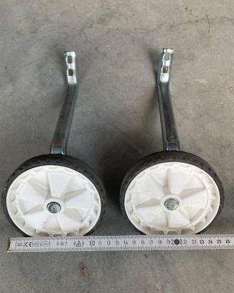 Rotelle stabilizzatrici per bicicletta bambino (12