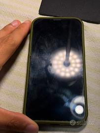 Iphone 13 con schermo non funzionante