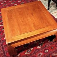 Tavolino moderno quadrato in teak stile orientale