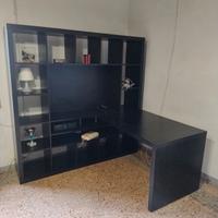  mobile  con scrivania 