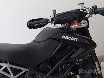 Ducati hypermotard 1100 evo del 2011