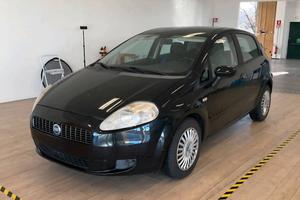 Fiat Grande Punto 1.4 Benzina 95CV – NEOPATENTATI