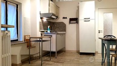 Trilocale arredato per single non residente