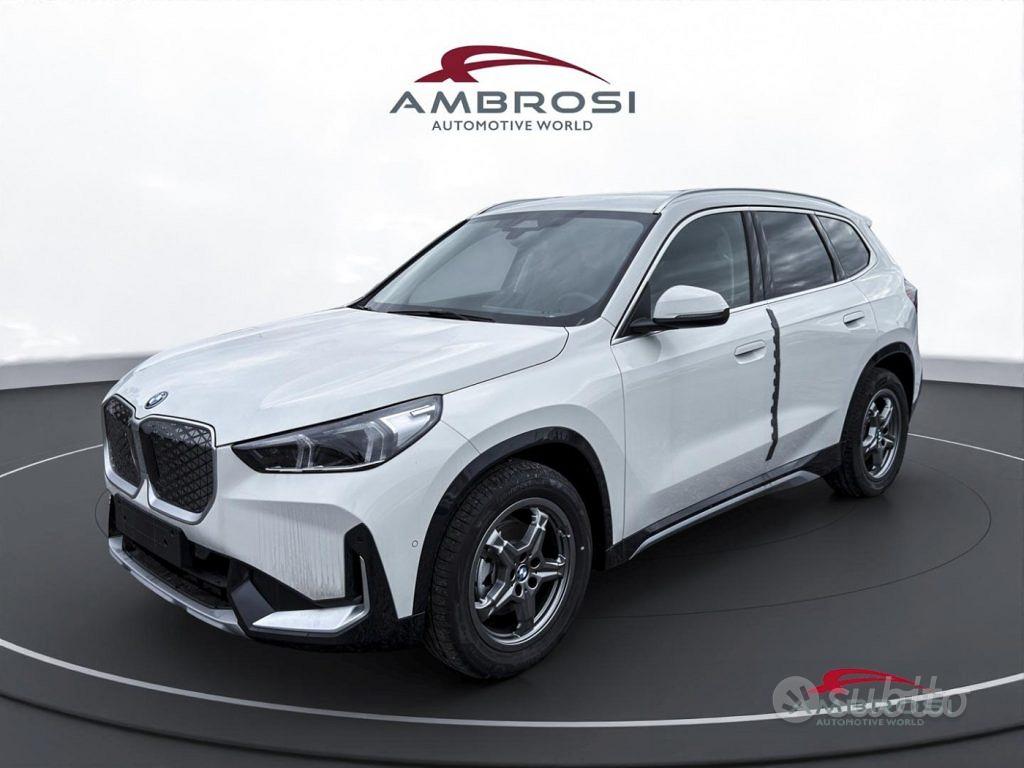BMW iX (i20)