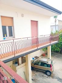 Su due livelli con cortile esclusivo 190 mq