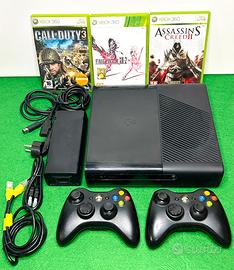 XBOX 360 E. 2 controller. 3 giochi. cavi completi