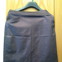 Minigonna colore vinaccia con tasche
