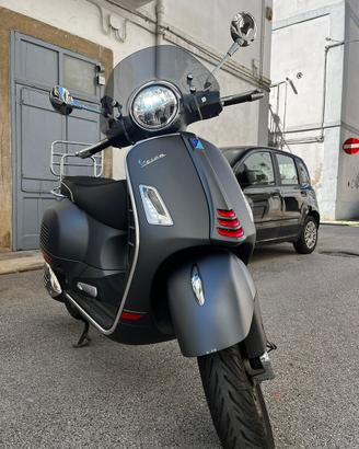 Vespa gts 300 hpe