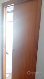 2 porte a scomparsa complete 1 bianca 