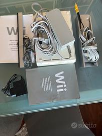 Nintendo Wii completa con accessori