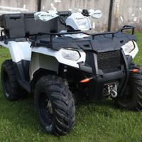 Quad 4x4 Polaris Sportsman Forest 570 accessoriato